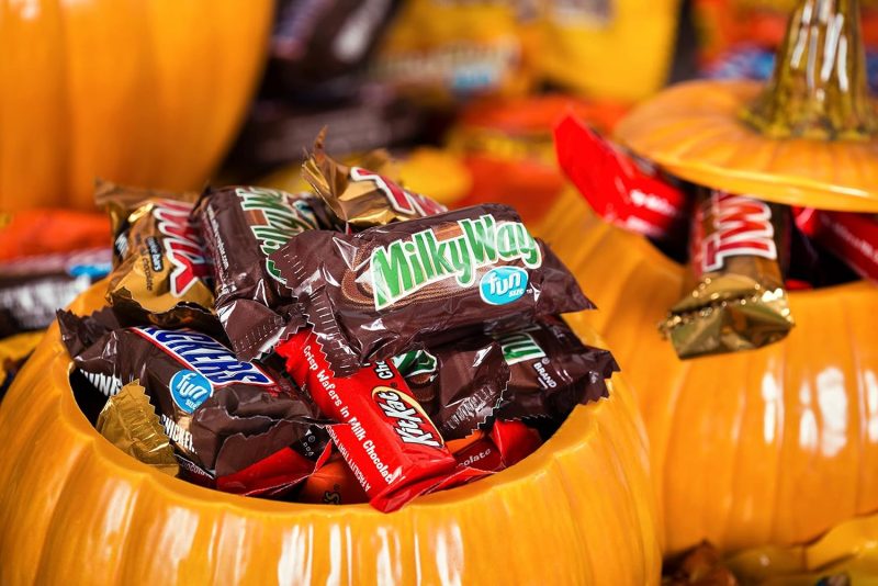 Chocolate Variety Bulk Box 5.6LBS (150 Count) - Image 6